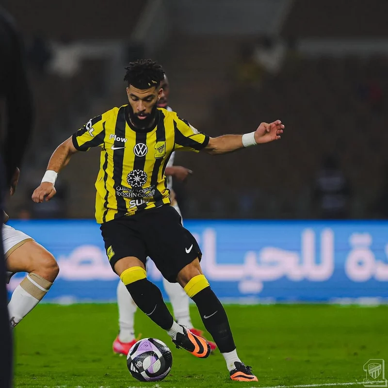 Hình ảnh cầu thủ Abdulrahman Al-Oboud 4