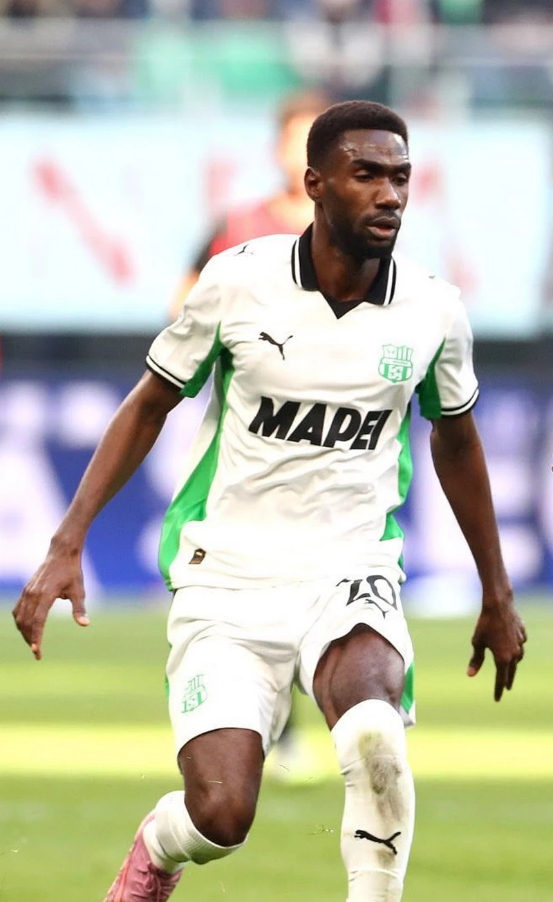 Hình ảnh cầu thủ Alieu Fadera 1