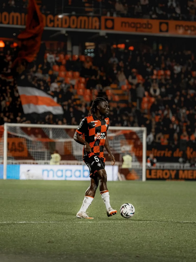 Hình ảnh cầu thủ Bamo Meïté 4