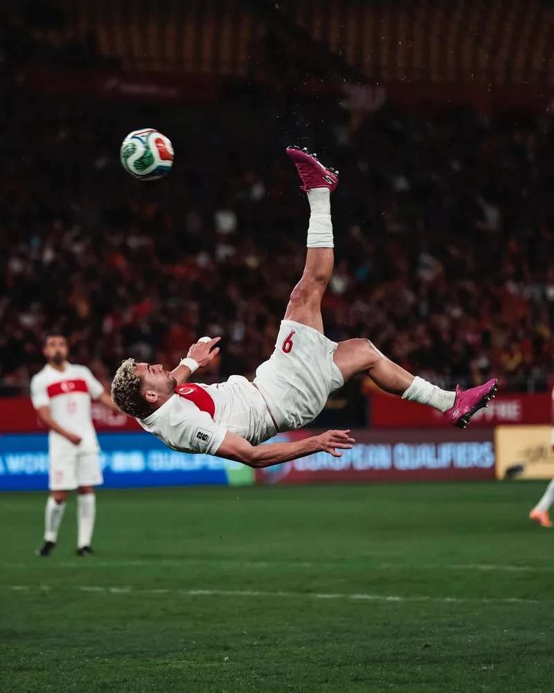 Hình ảnh cầu thủ Barış Alper Yılmaz 4