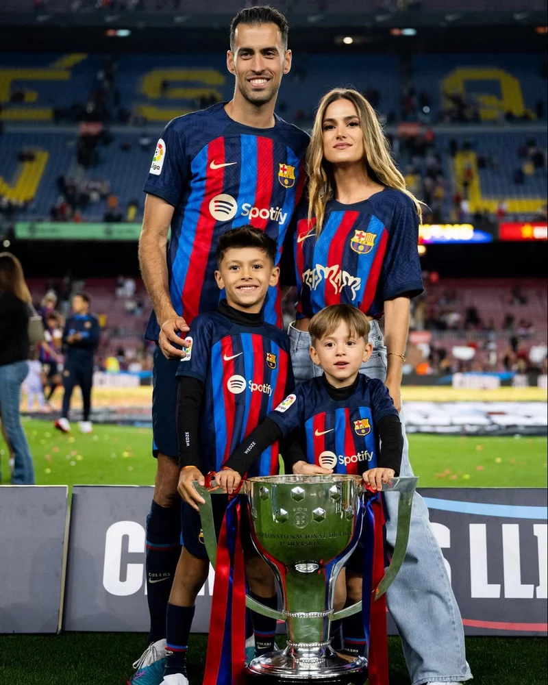 ảnh cầu thủ Sergio Busquest 1