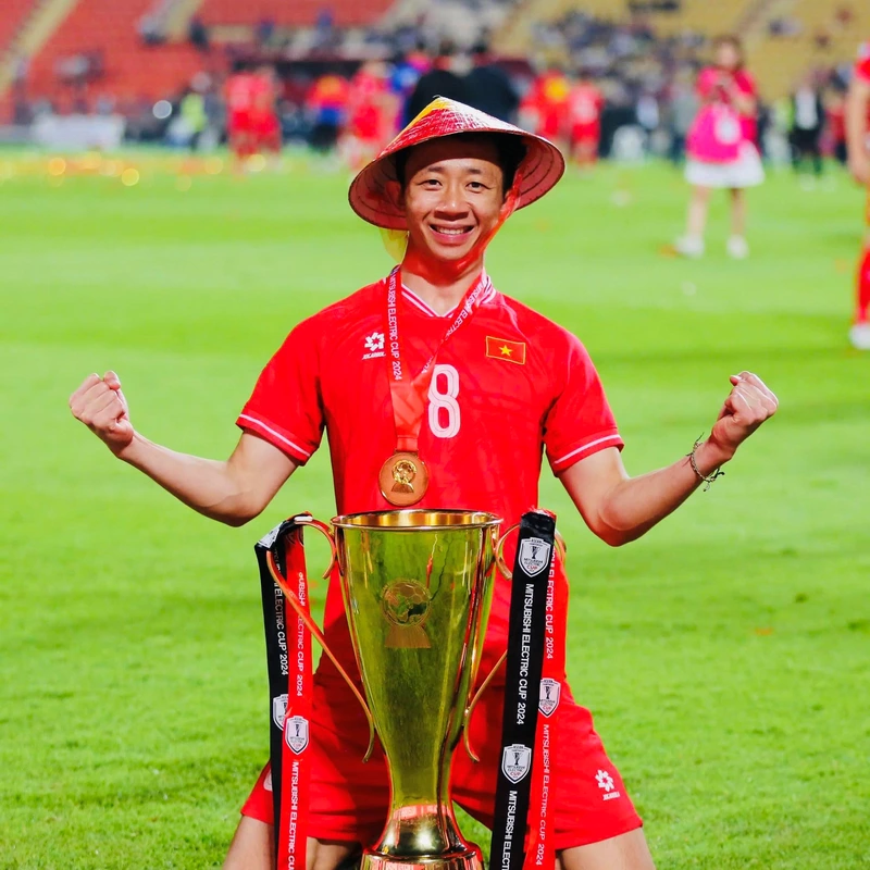 ảnh cầu thủ Châu Ngọc Quang 4