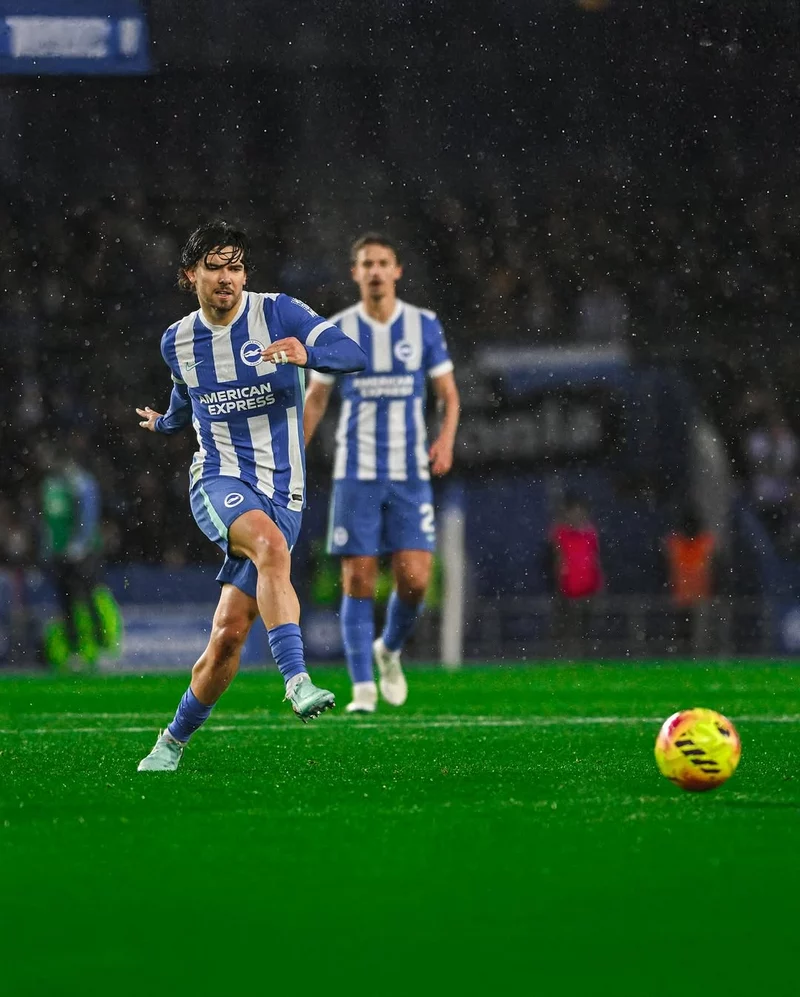 ảnh cầu thủ Ferdi Kadıoğlu 4