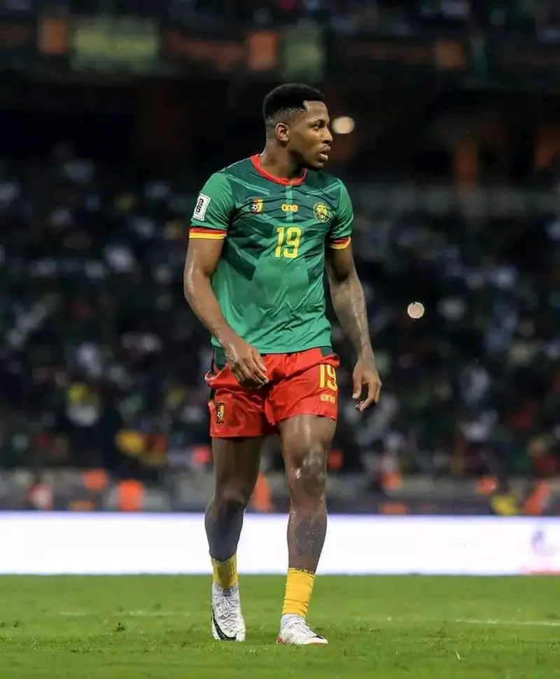 Hình ảnh cầu thủ Harold Moukoudi 1