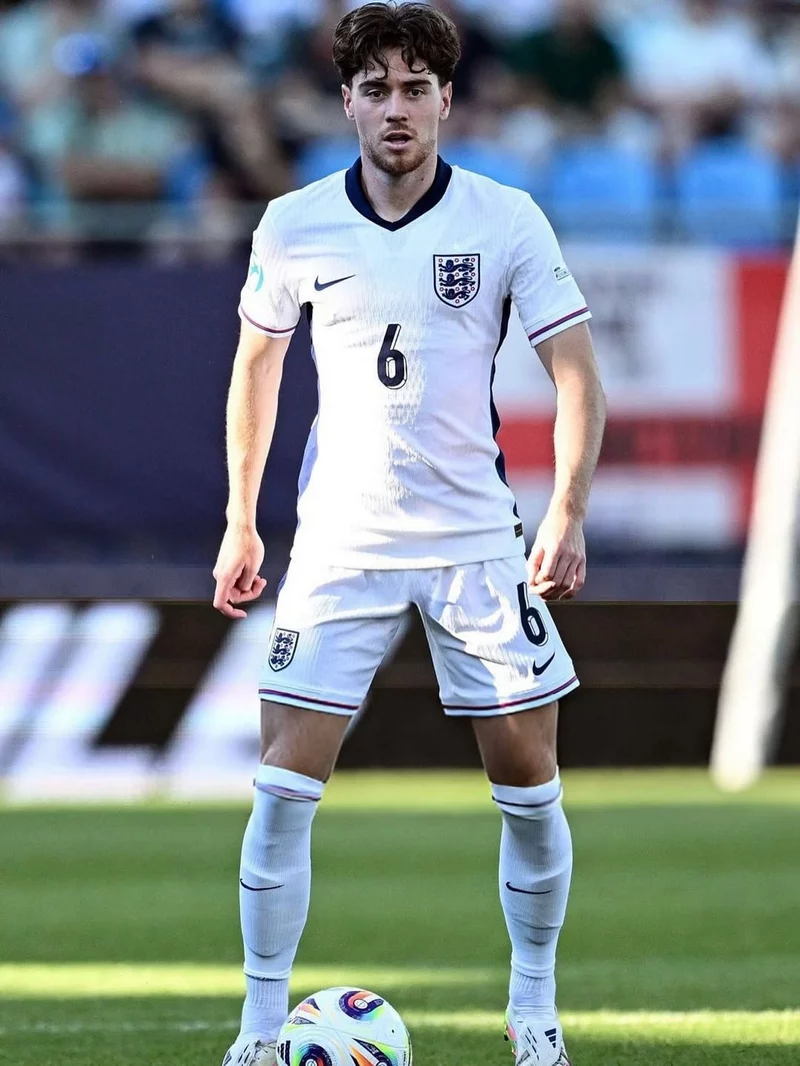 Hình ảnh cầu thủ Hayden Hackney 1