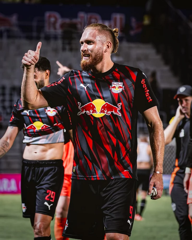 ảnh cầu thủ Isidro Pitta 1