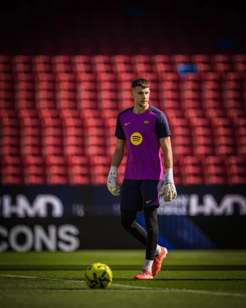 Hình ảnh cầu thủ Joan García 3