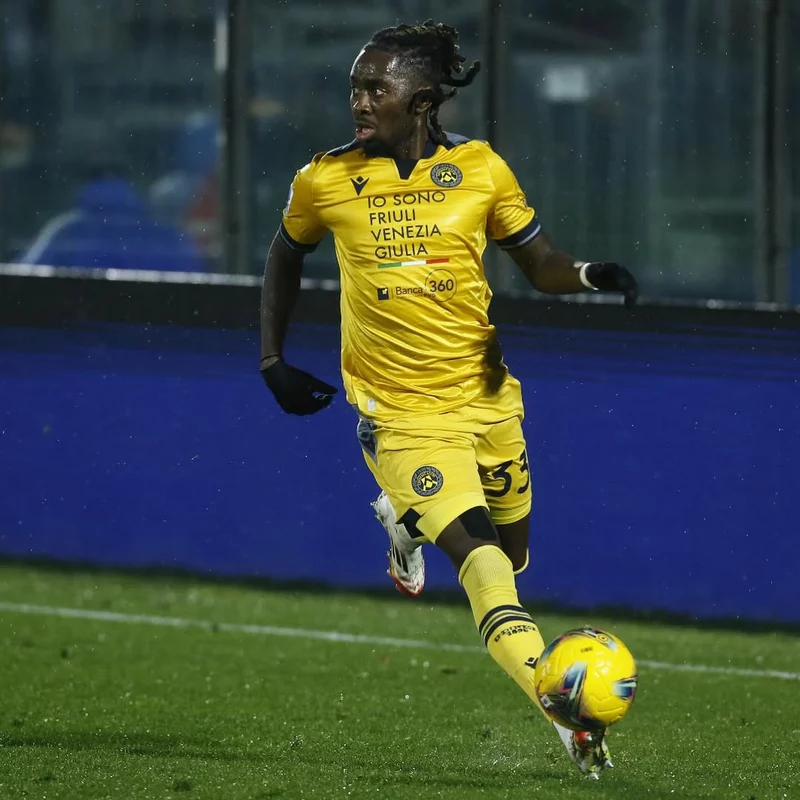 Hình ảnh cầu thủ Jordan Zemura 3