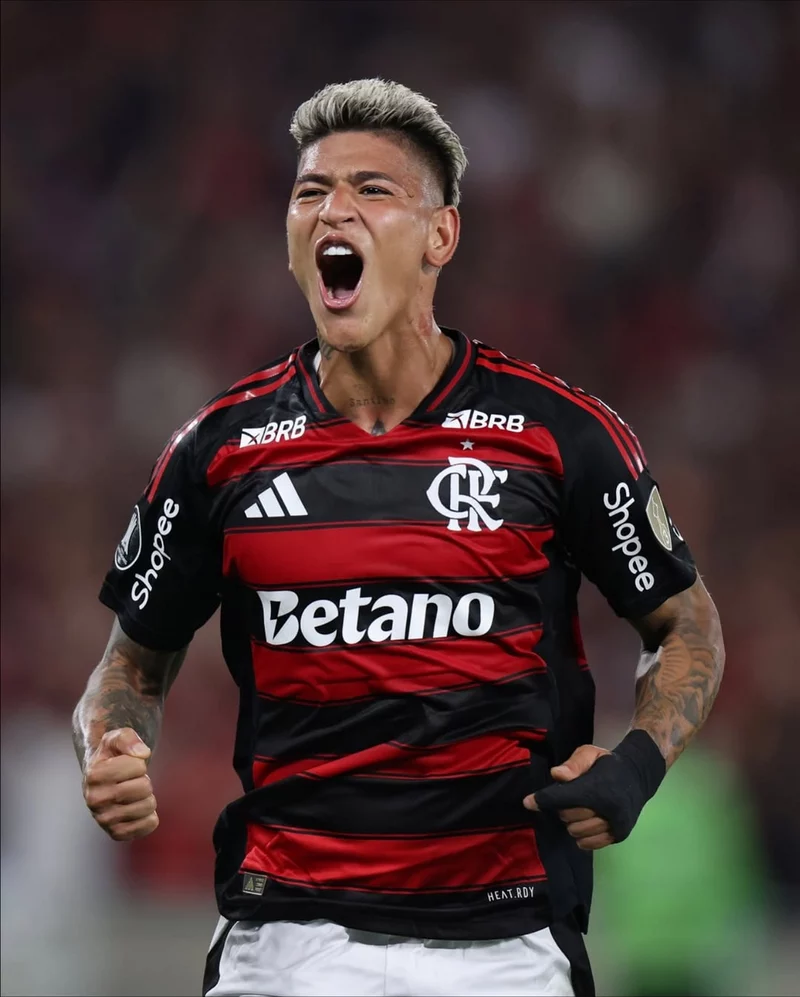 Hình ảnh cầu thủ Jorge Carrascal 2