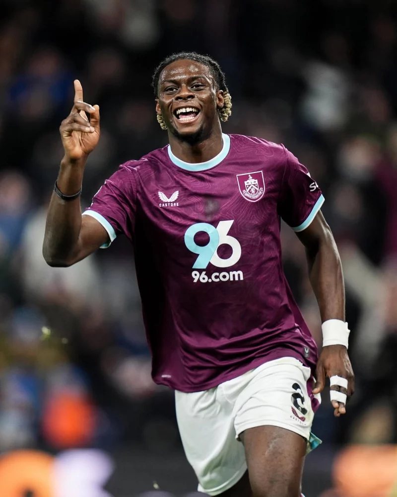 Hình ảnh cầu thủ Lesley Ugochukwu 4