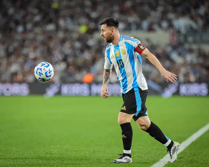 Hình ảnh cầu thủ Lionel Messi 4