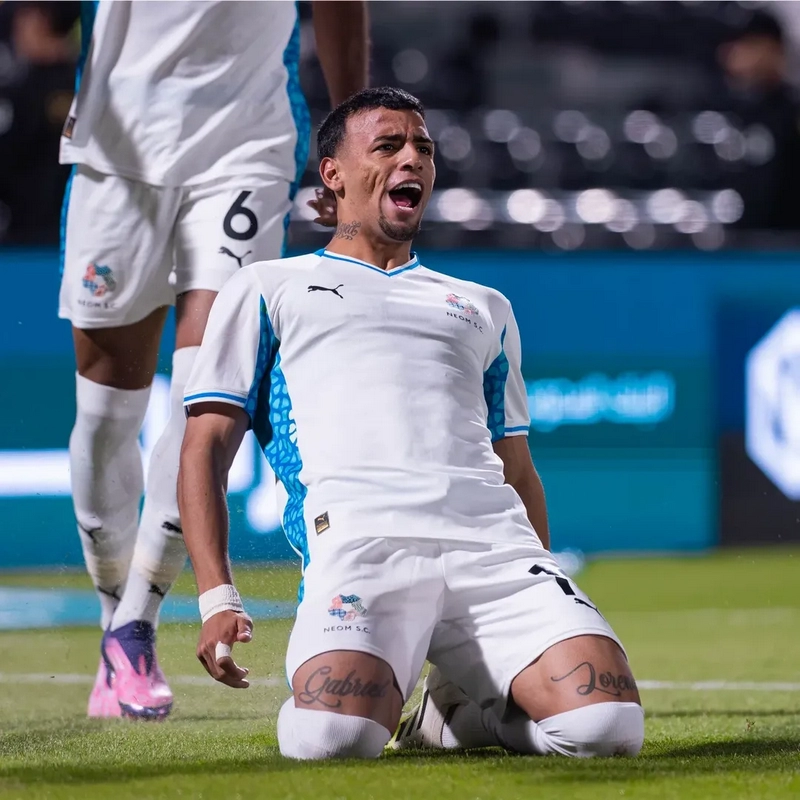 Hình ảnh cầu thủ Luciano Rodríguez 2