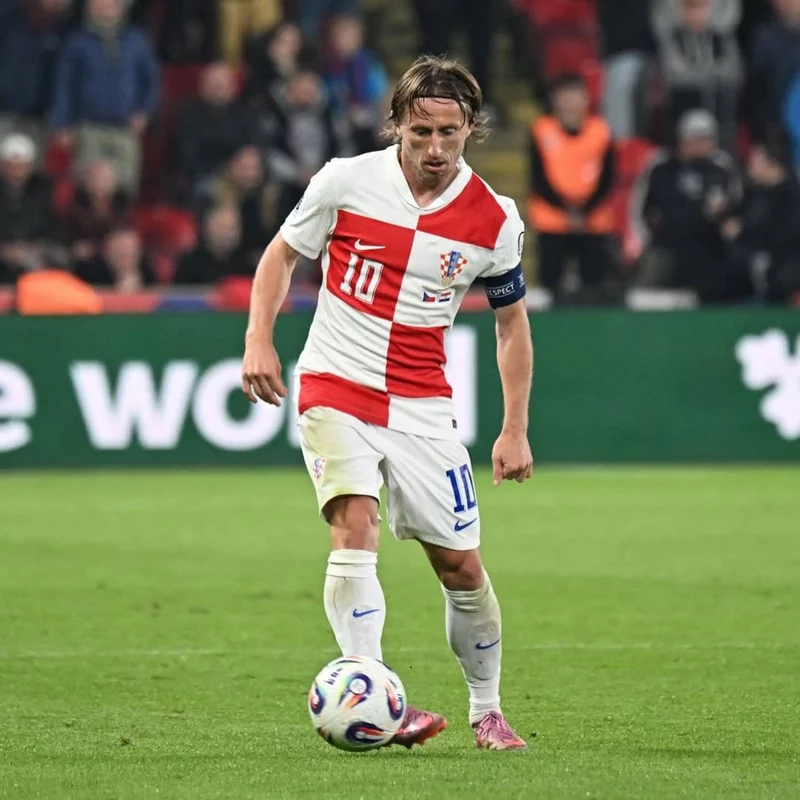 ảnh cầu thủ Luka Modrić 4
