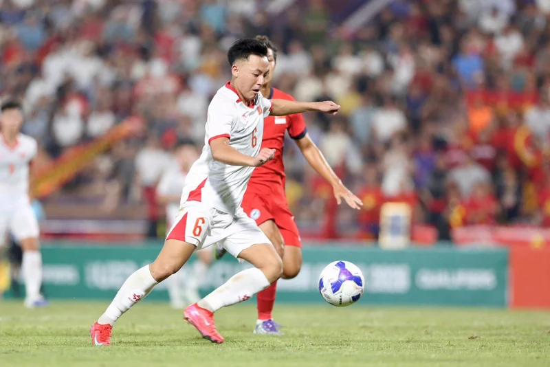 ảnh cầu thủ Nguyễn Thái Sơn 2