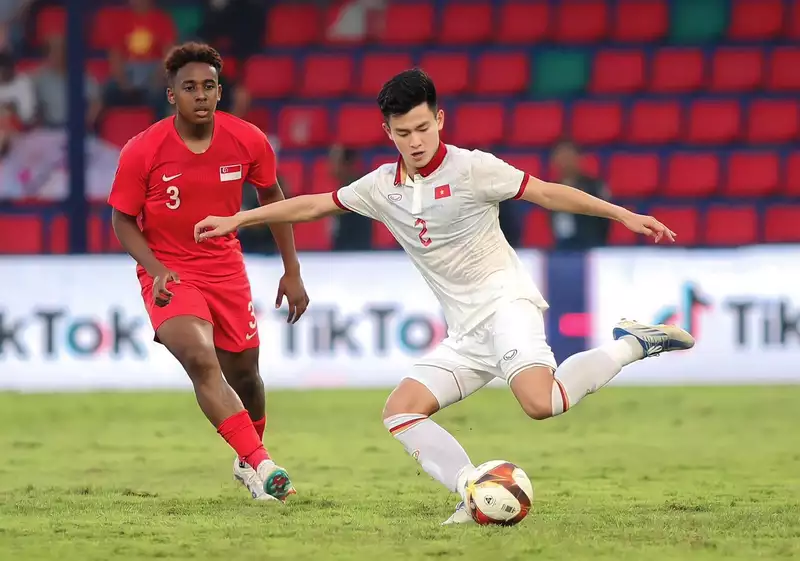 ảnh cầu thủ Phan Tuấn Tài 1