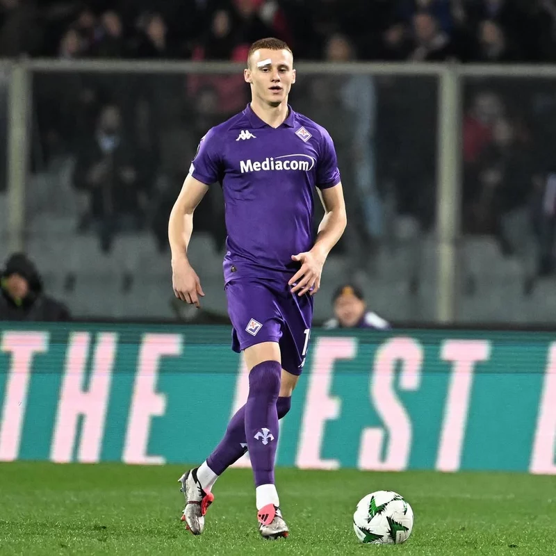 Hình ảnh cầu thủ Pietro Comuzzo 2