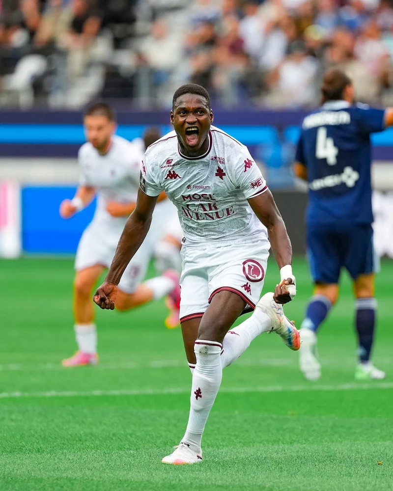 ảnh cầu thủ Sadibou Sané 4