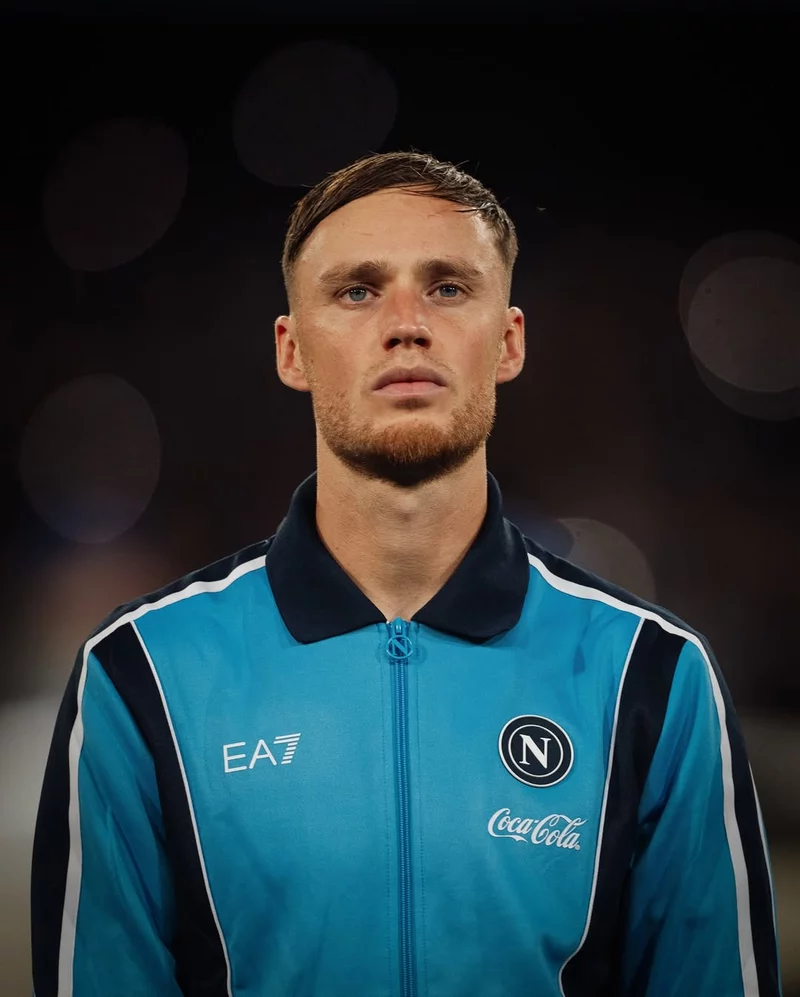 ảnh cầu thủ Sam Beukema 3