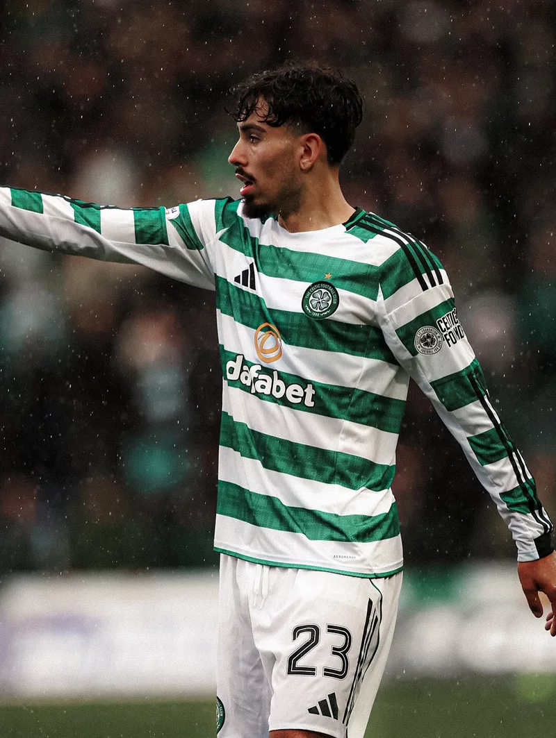 Hình ảnh cầu thủ Sebastian Tounekti 2