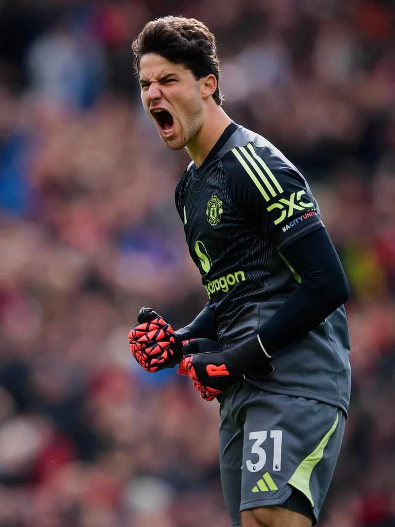 Hình ảnh cầu thủ Senne Lammens 4