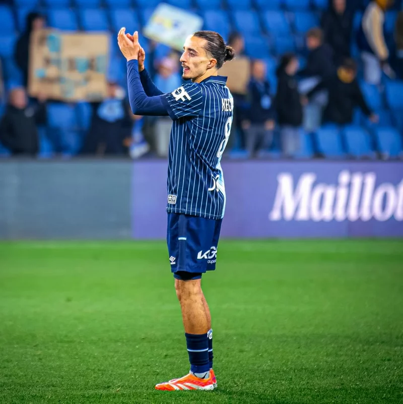 ảnh cầu thủ Yassine Kechta 3