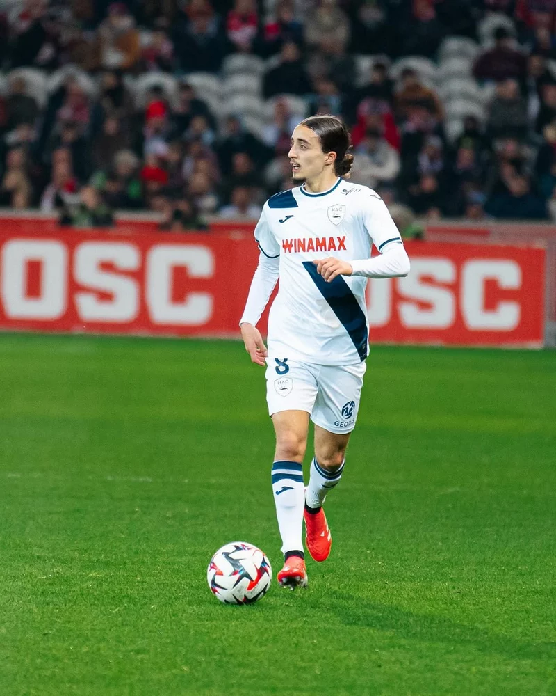 ảnh cầu thủ Yassine Kechta 2