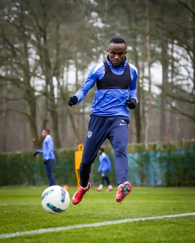 Hình ảnh cầu thủ Yira Sor 1