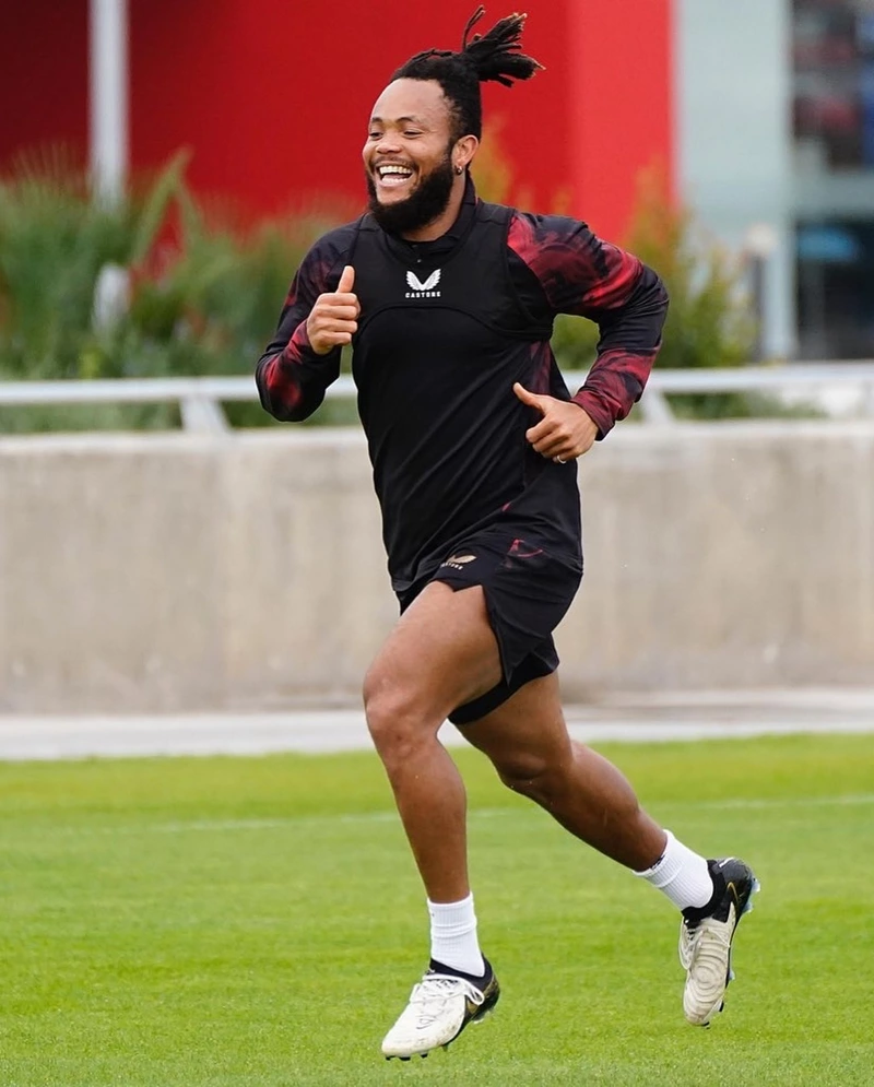 Hình ảnh cầu thủ Chidera Ejuke 2