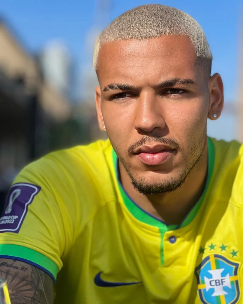 Hình ảnh cầu thủ Clayton 2