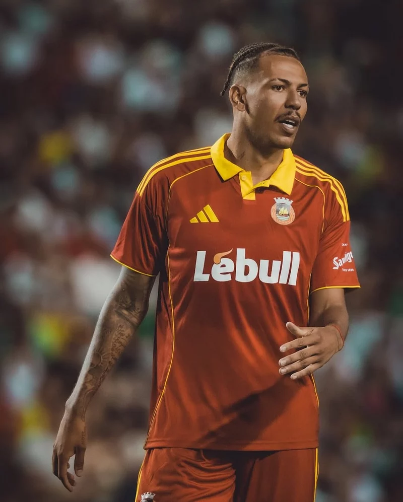 Sự nghiệp CLB của Clayton – Từ Vasco da Gama đến Rio Ave