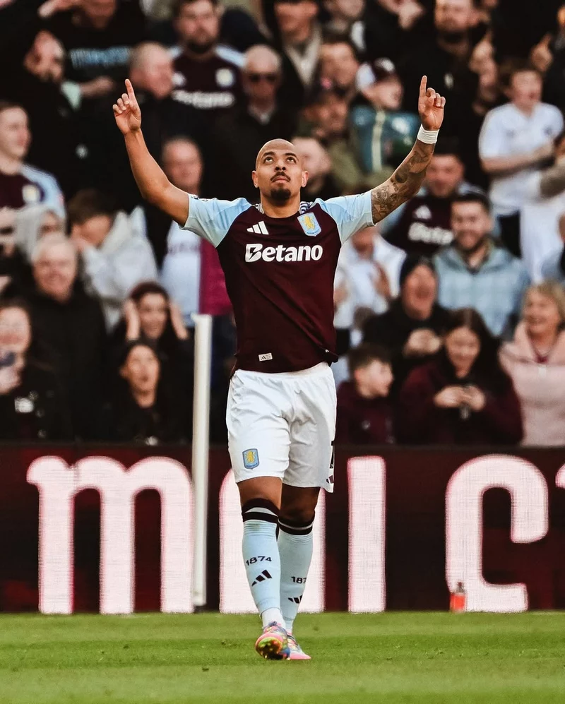 Hình ảnh cầu thủ Donyell Malen 1