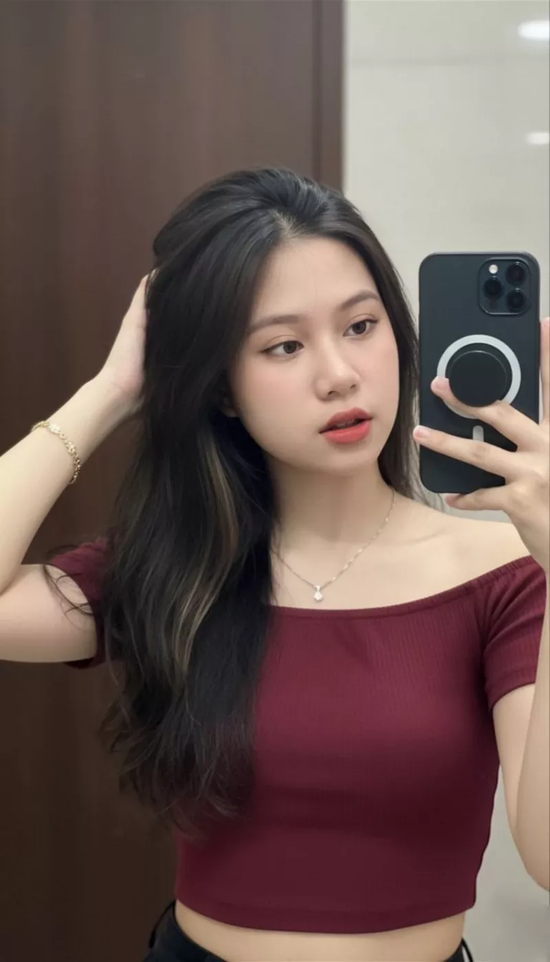 Gái xinh tạo dáng đơn giản nhưng rất có hồn