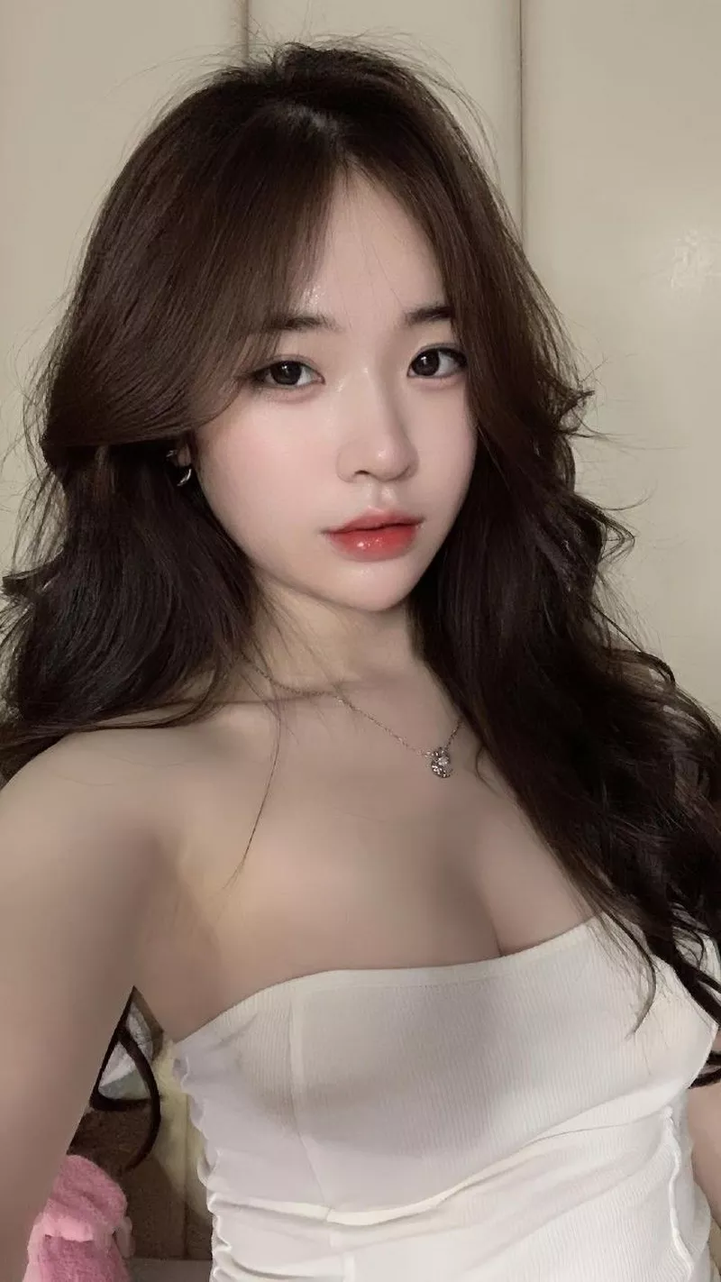 Gái xinh xuất hiện với vẻ đẹp mộc mạc