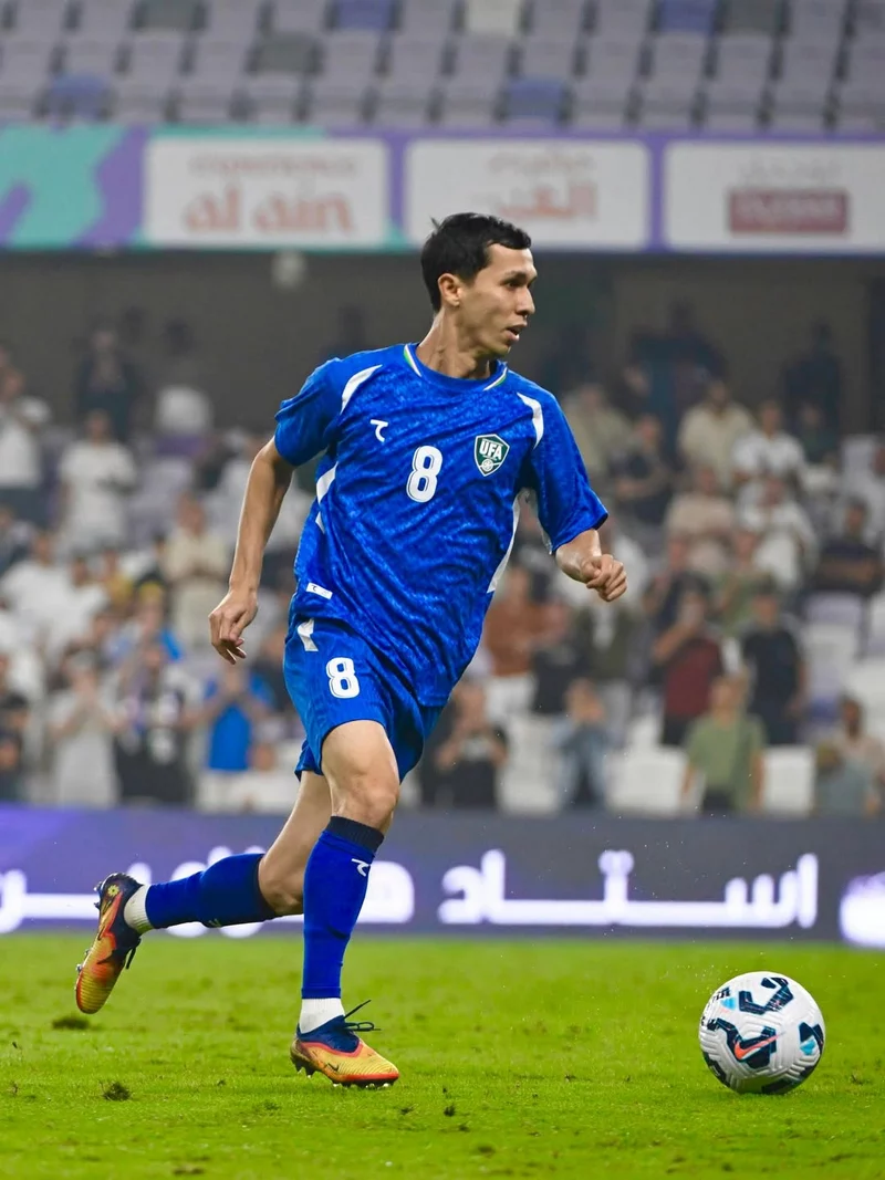 Hình ảnh cầu thủ Jamshid Iskanderov 4