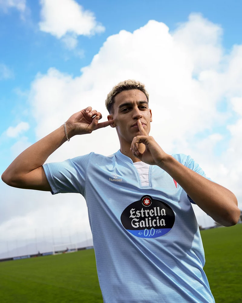 Hình ảnh cầu thủ Jones El-Abdellaoui 4