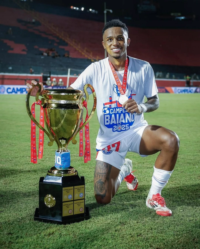 Hình ảnh cầu thủ Kayky 4