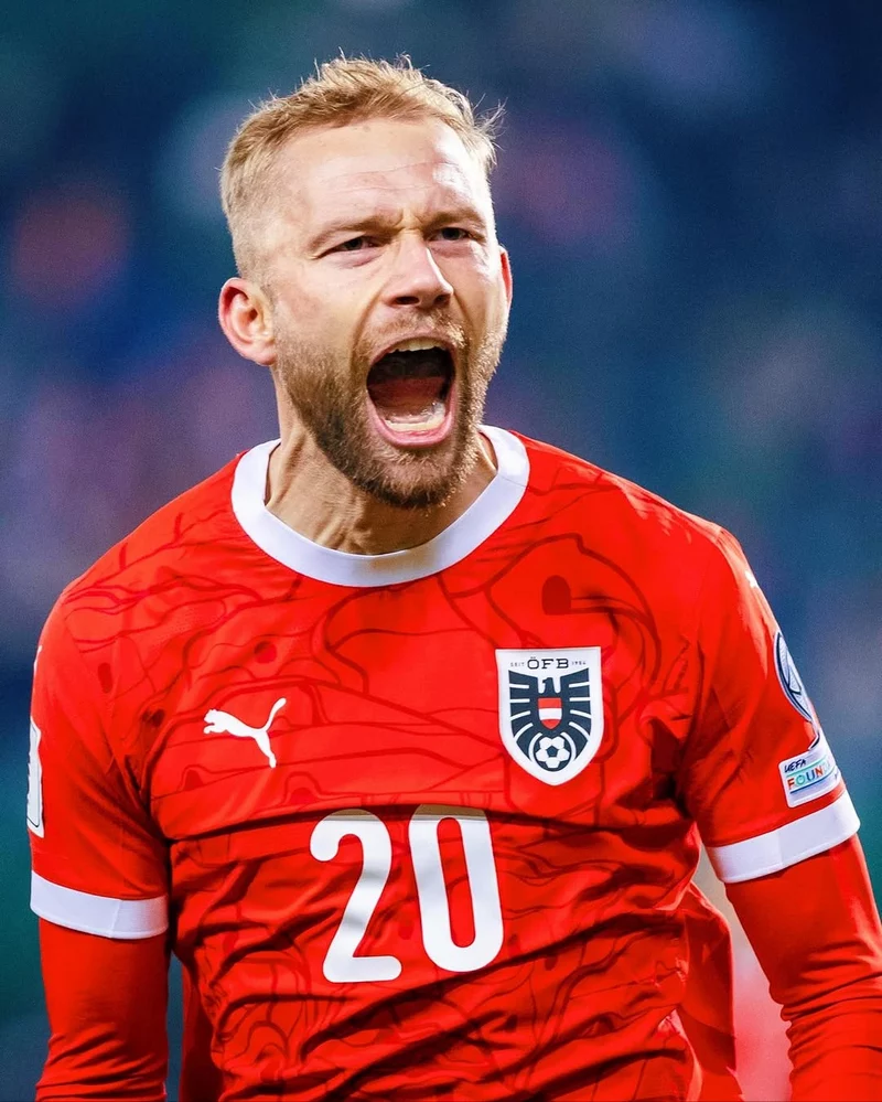 Hình ảnh cầu thủ Konrad Laimer 1