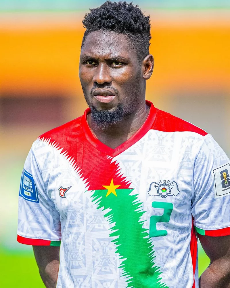 Hình ảnh cầu thủ Lassina Traoré 1