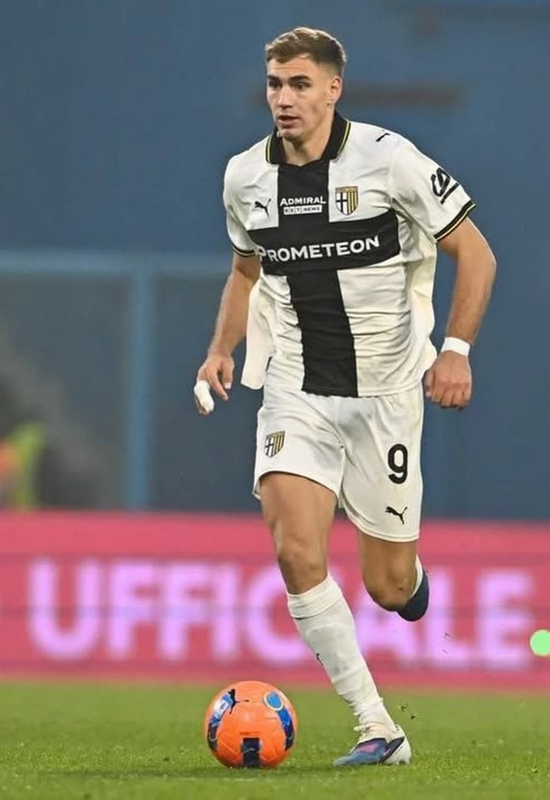 Hình ảnh cầu thủ Mateo Pellegrino 4