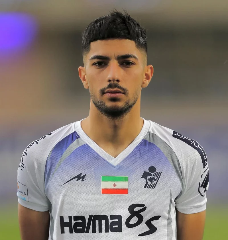Mehdi Limouchi – Cầu thủ tiềm năng nhất của Sepahan trong mùa giải hiện tại