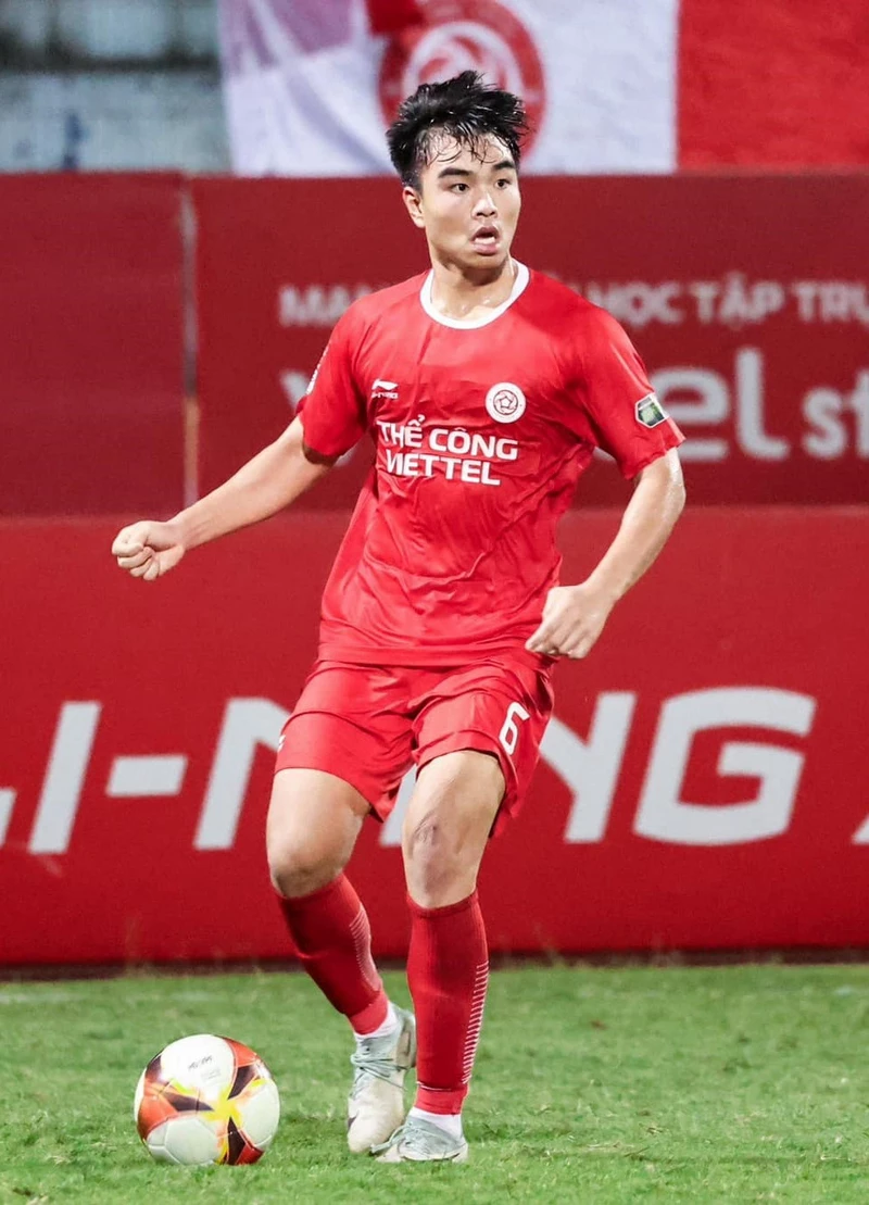 Hình ảnh cầu thủ Nguyễn Công Phương 3