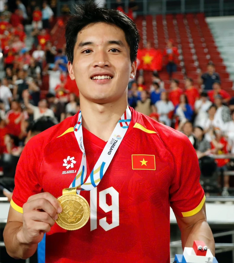 Hình ảnh cầu thủ Nguyễn Ngọc Mỹ 2