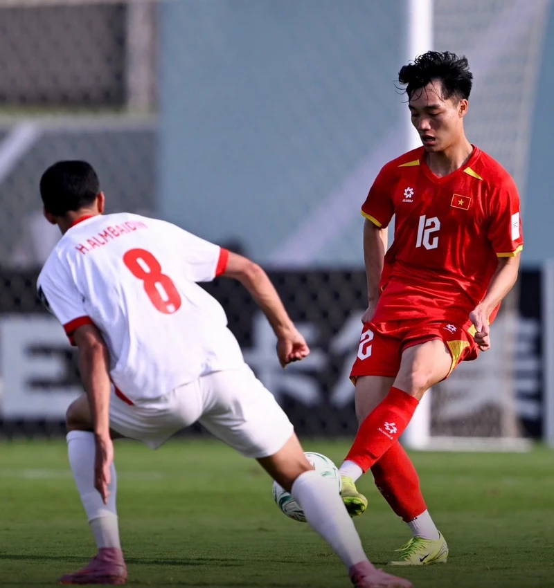 Hình ảnh cầu thủ nguyễn xuân bắc 1