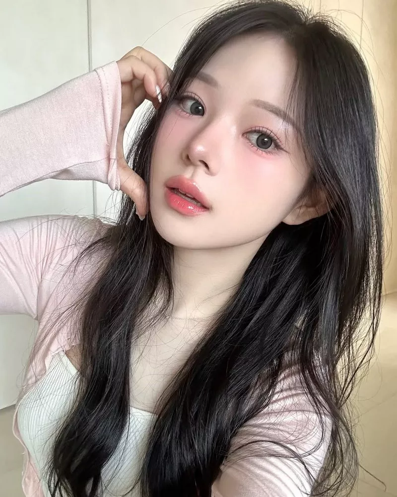 Ảnh gái xinh Hàn Quốc chụp ảnh cận mặt