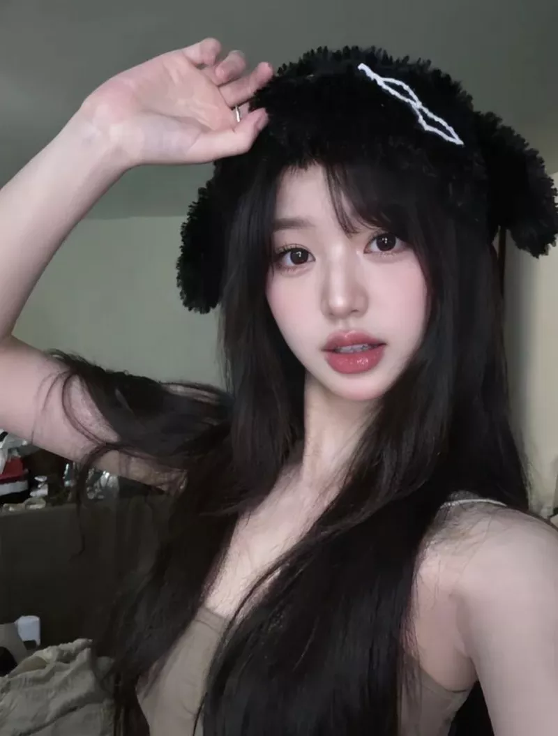 Ảnh gái xinh Hàn Quốc phong cách nhẹ nhàng tinh tế