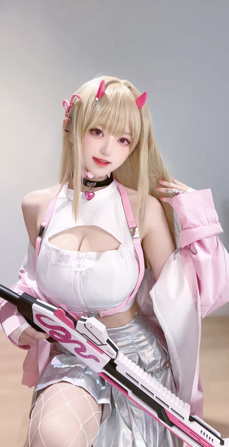 Cosplay anime nữ xinh đẹp trong trang phục độc đáo