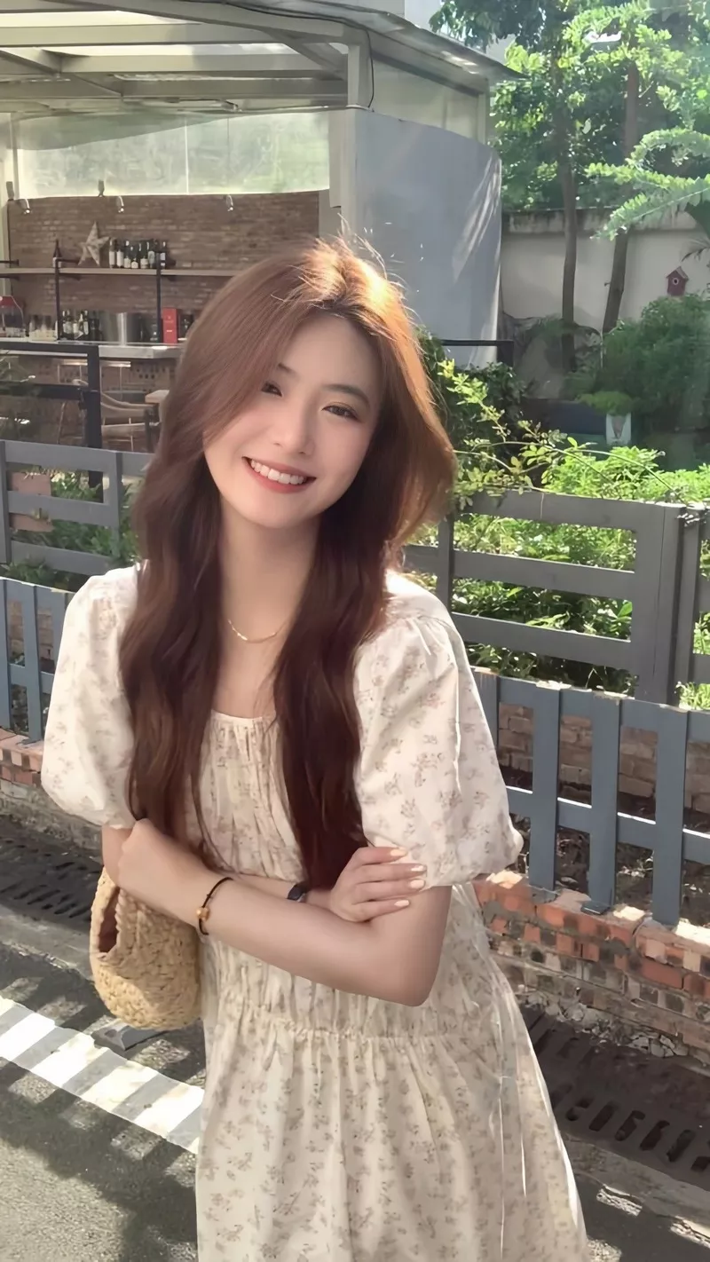 Gái xinh TikTok với nụ cười dễ thương