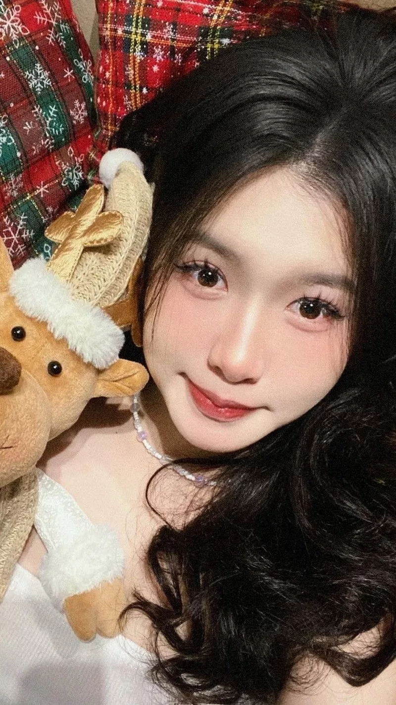 Gái xinh Việt Nam mang nét đẹp nhẹ nhàng thanh lịch